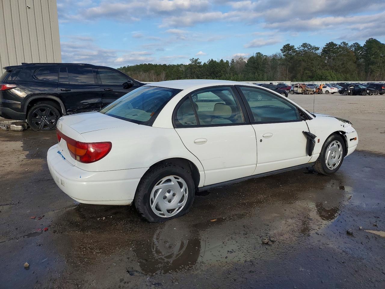 2001 Saturn Sl2 - Image 3