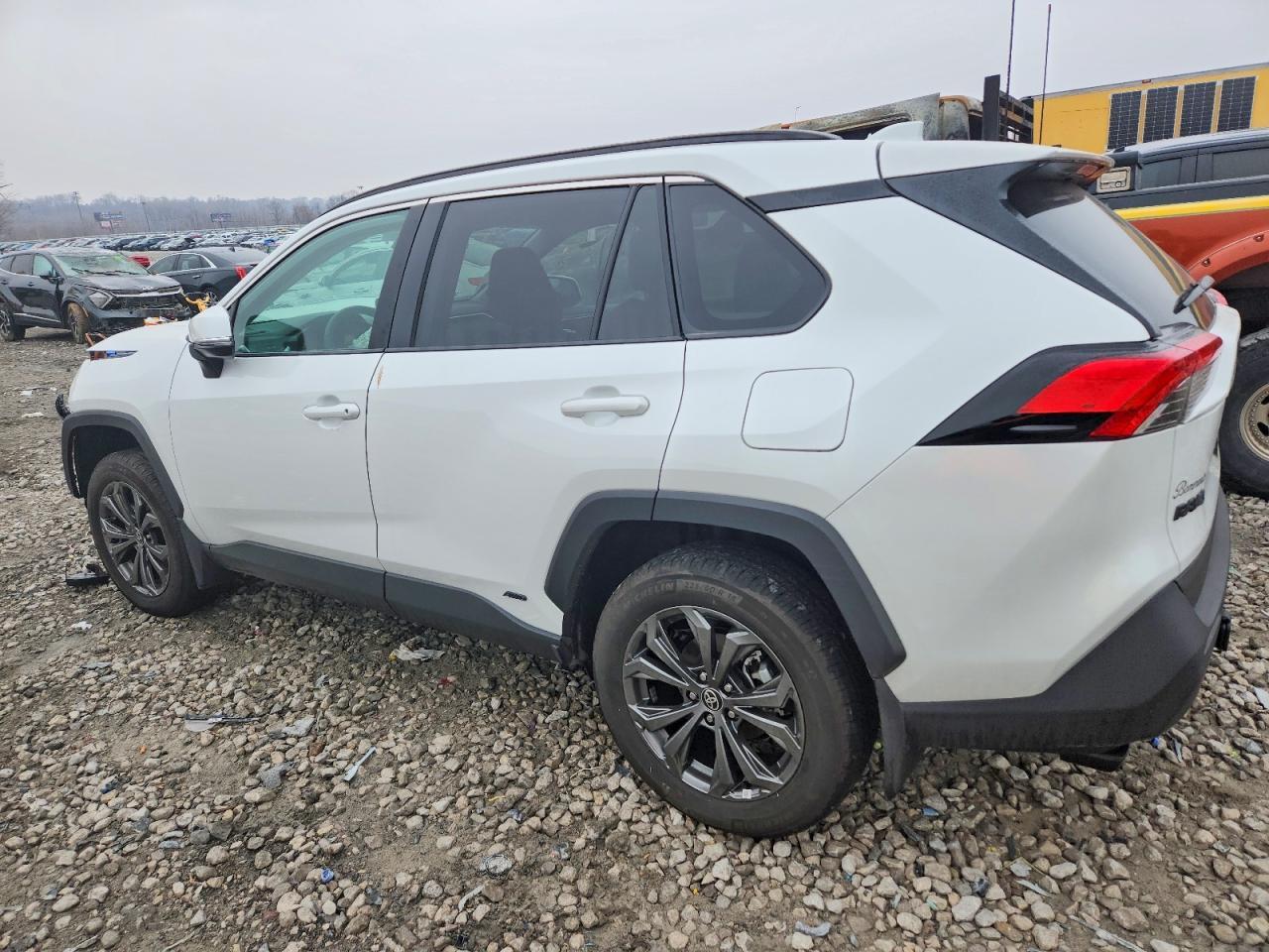 2025 Toyota Rav4 Xle Premium - Фото 2