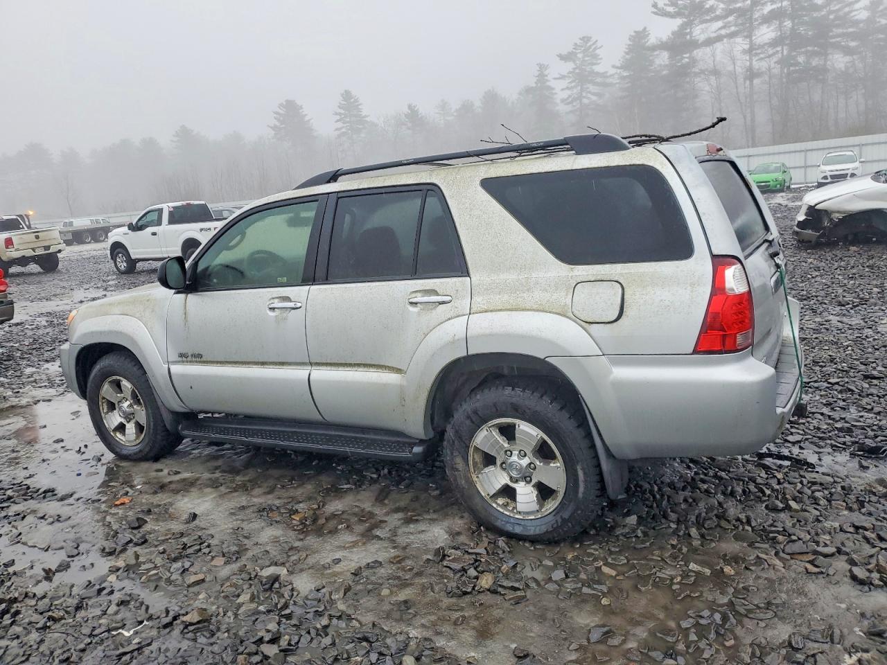 2007 Toyota 4Runner Sr5 - Image 2