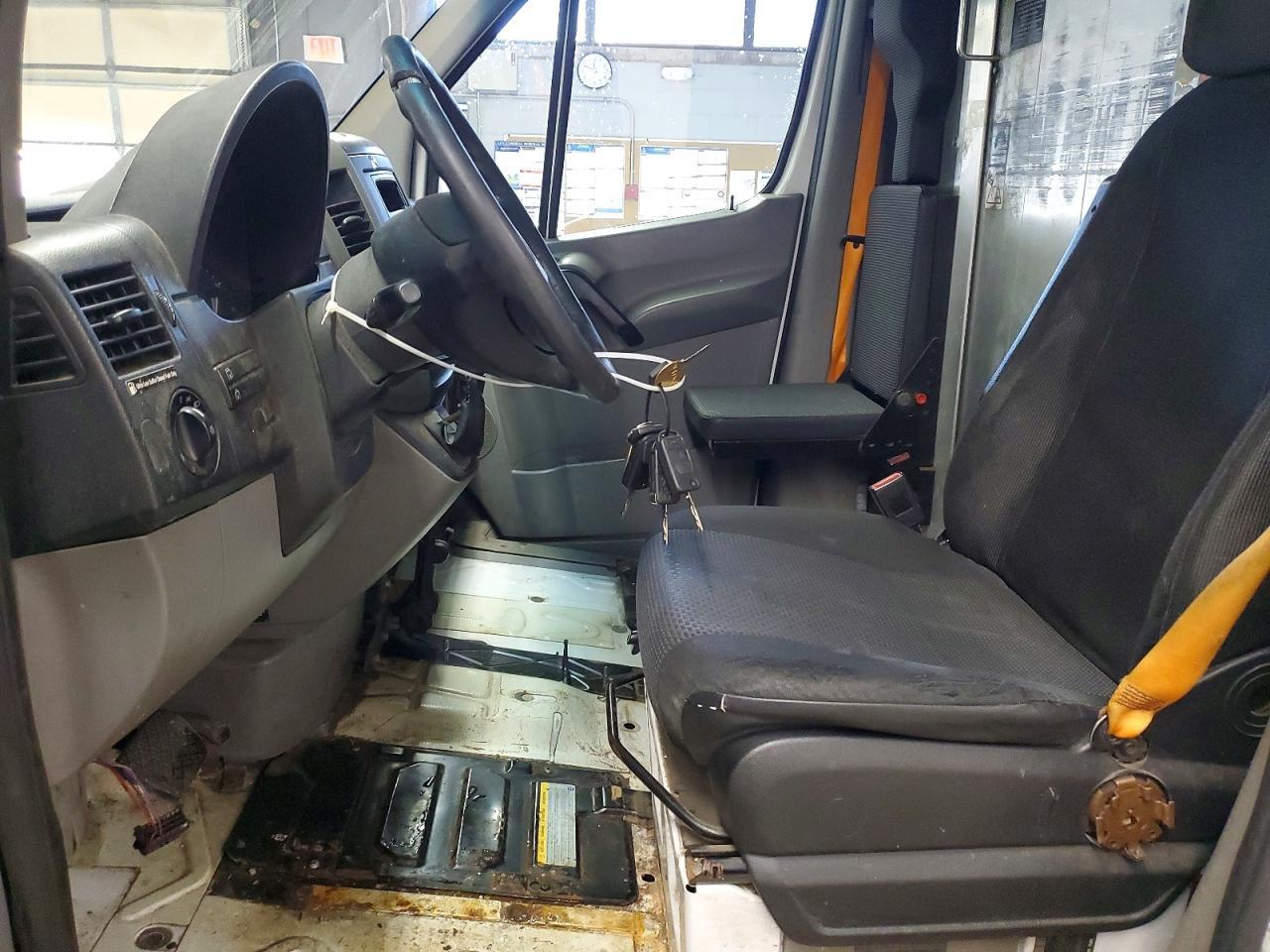 2012 Mercedes-Benz Sprinter 2500 - Image 7