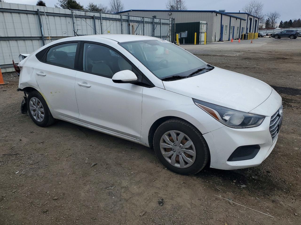 2019 Hyundai Accent Se - Image 4