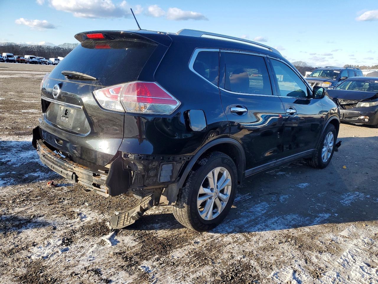 2016 Nissan Rogue S - Image 3