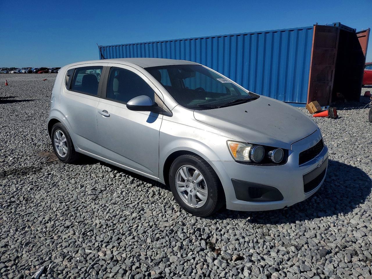 2012 Chevrolet Sonic Ls - Фото 4