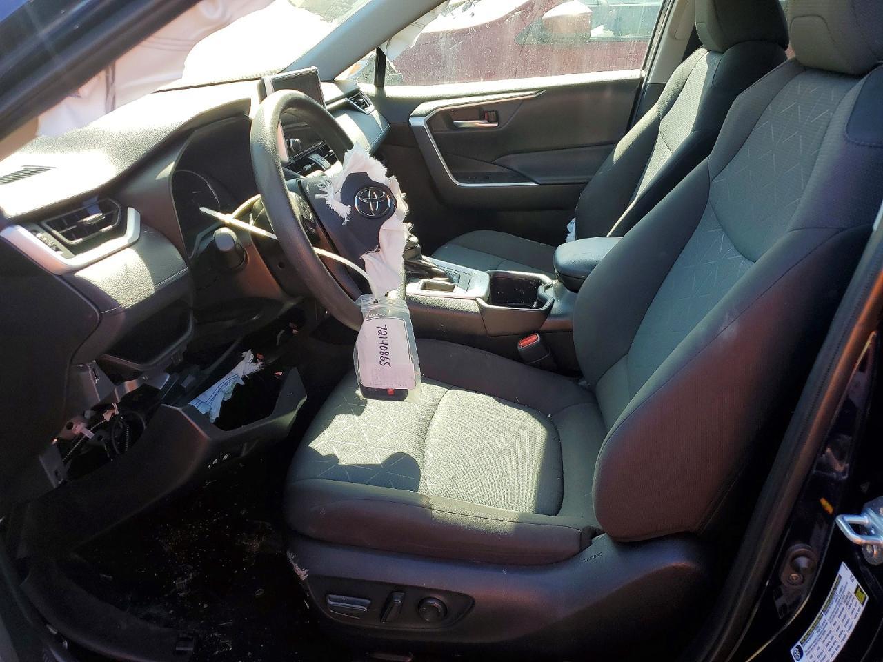 2024 Toyota Rav4 Xle - Image 7