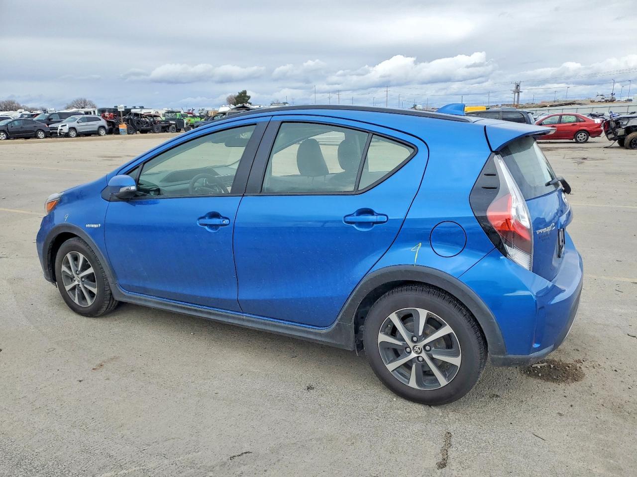 2019 Toyota Prius C - Фото 2