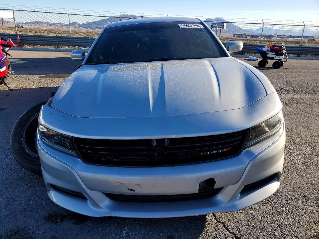 2022 Dodge Charger - Image 5