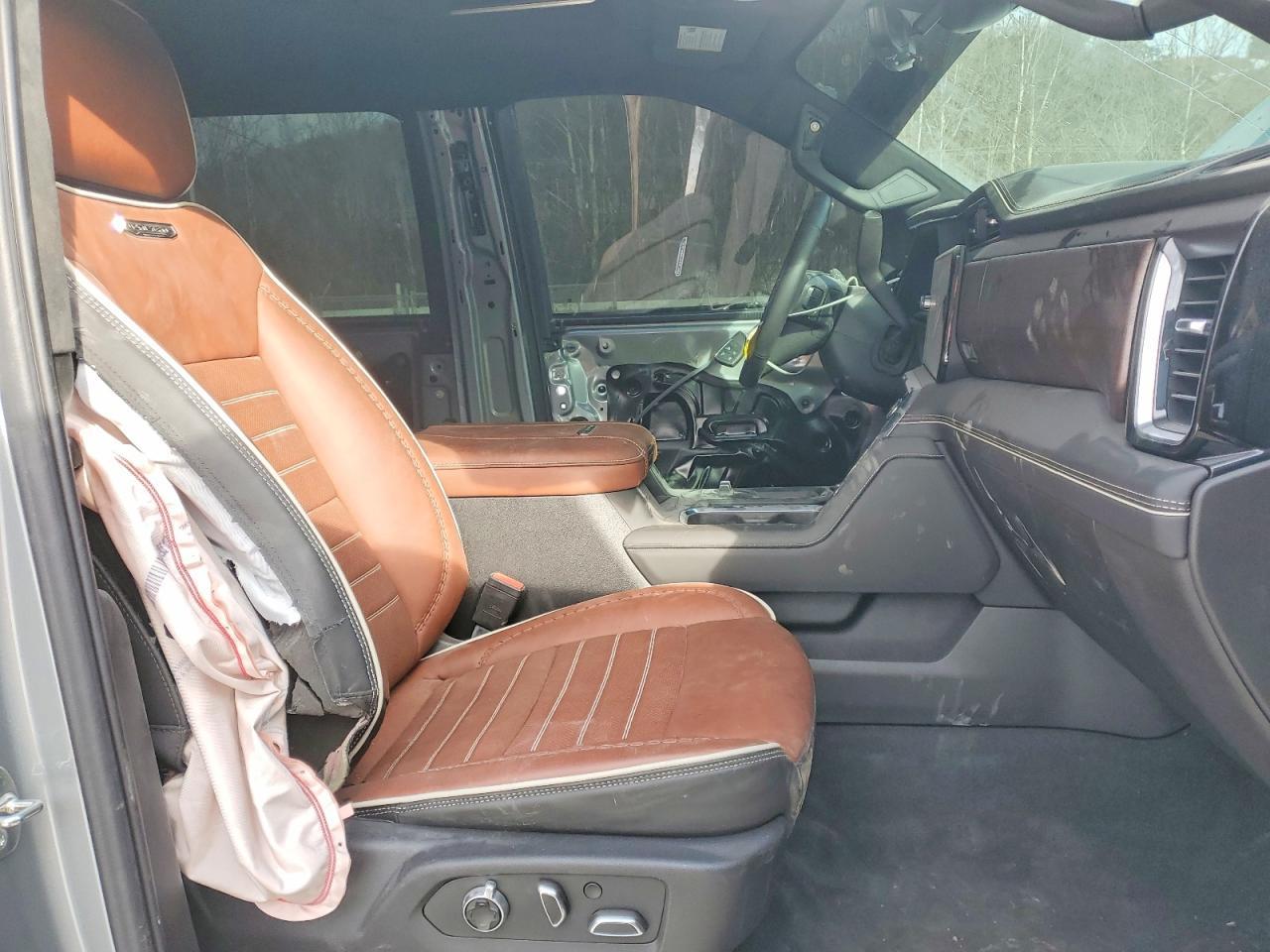 2025 GMC Sierra K2500 Denali Ultimate - Фото 7