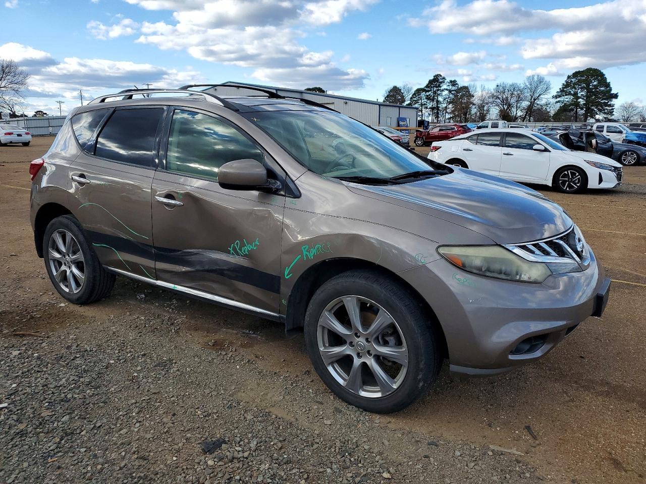2014 Nissan Murano S - Image 4