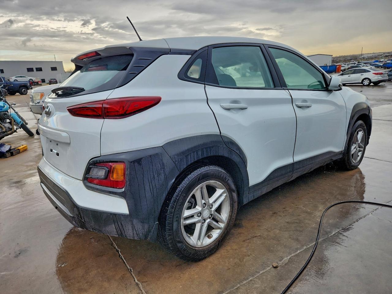 2020 Hyundai Kona Se - Фото 3