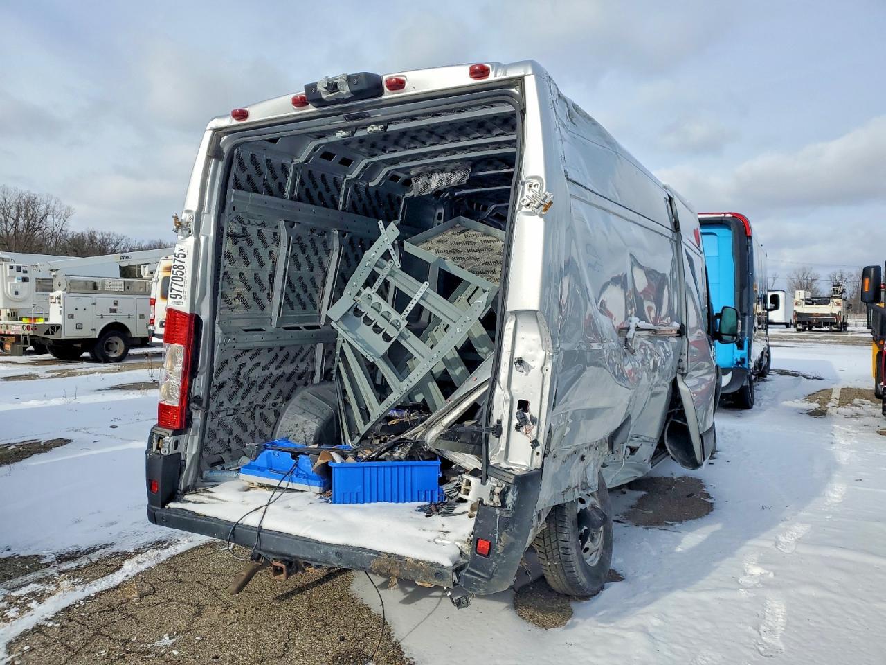 2019 Ram Promaster 3500 Delivery Van - Фото 4