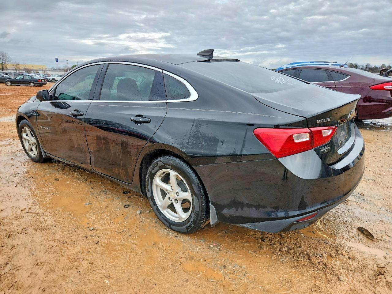 2016 Chevrolet Malibu Ls - Фото 2