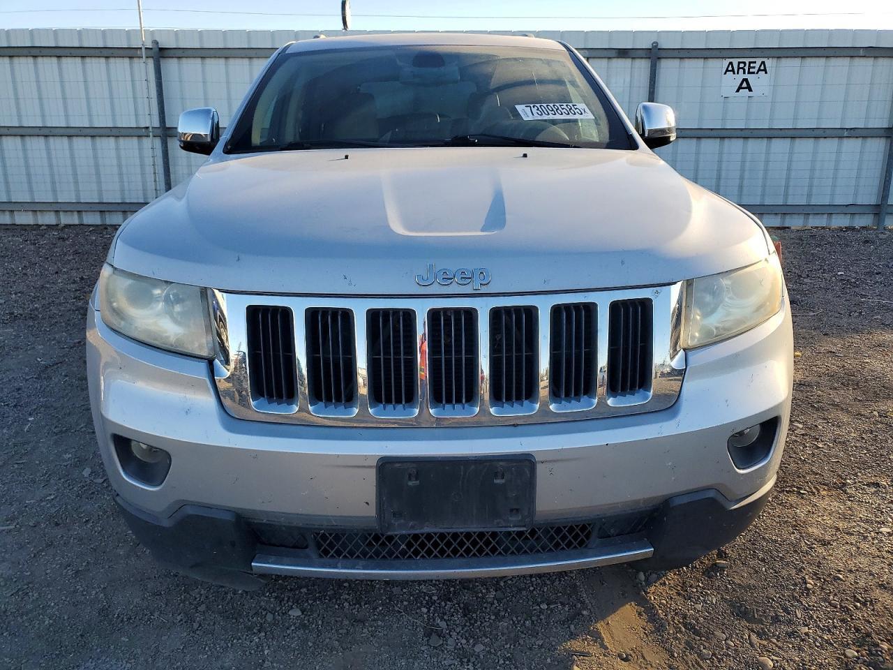 2012 Jeep Grand Cherokee - Image 5