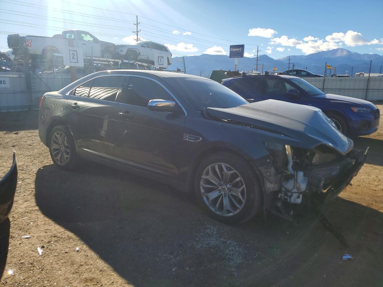 2015 Ford Taurus Limited - Фото 4