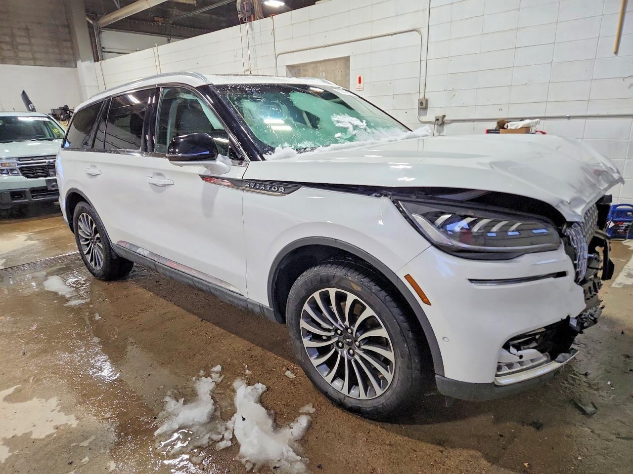2020 Lincoln Aviator Reserve - Image 4