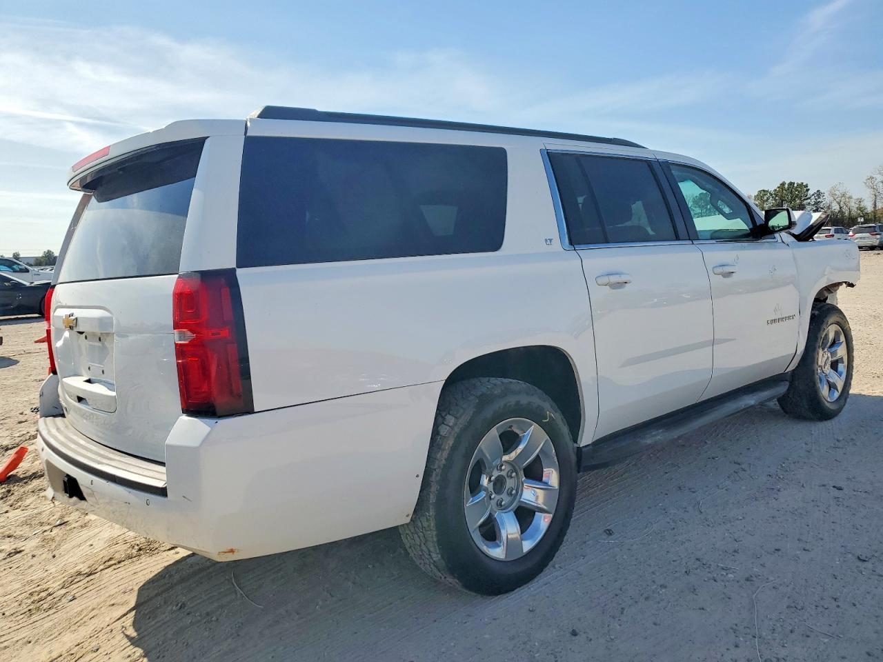 2020 Chevrolet Suburban K1500 Lt - Фото 3