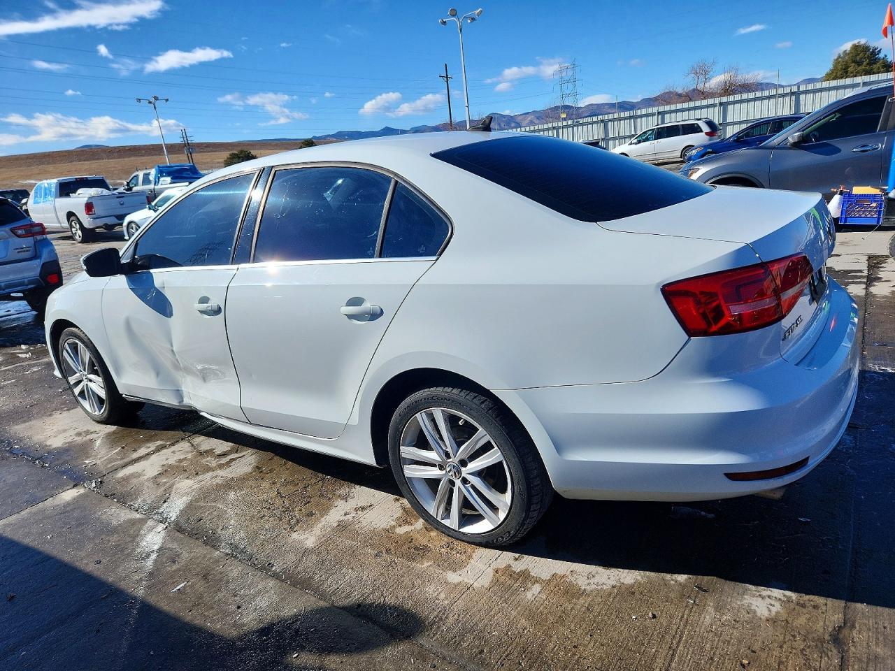 2015 Volkswagen Jetta Tdi - Image 2
