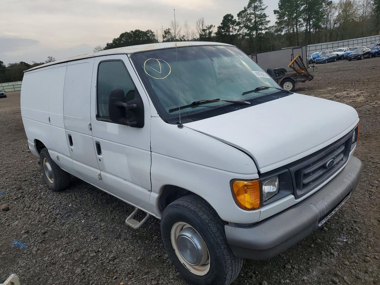 2003 Ford Econoline E250 Van - Фото 4