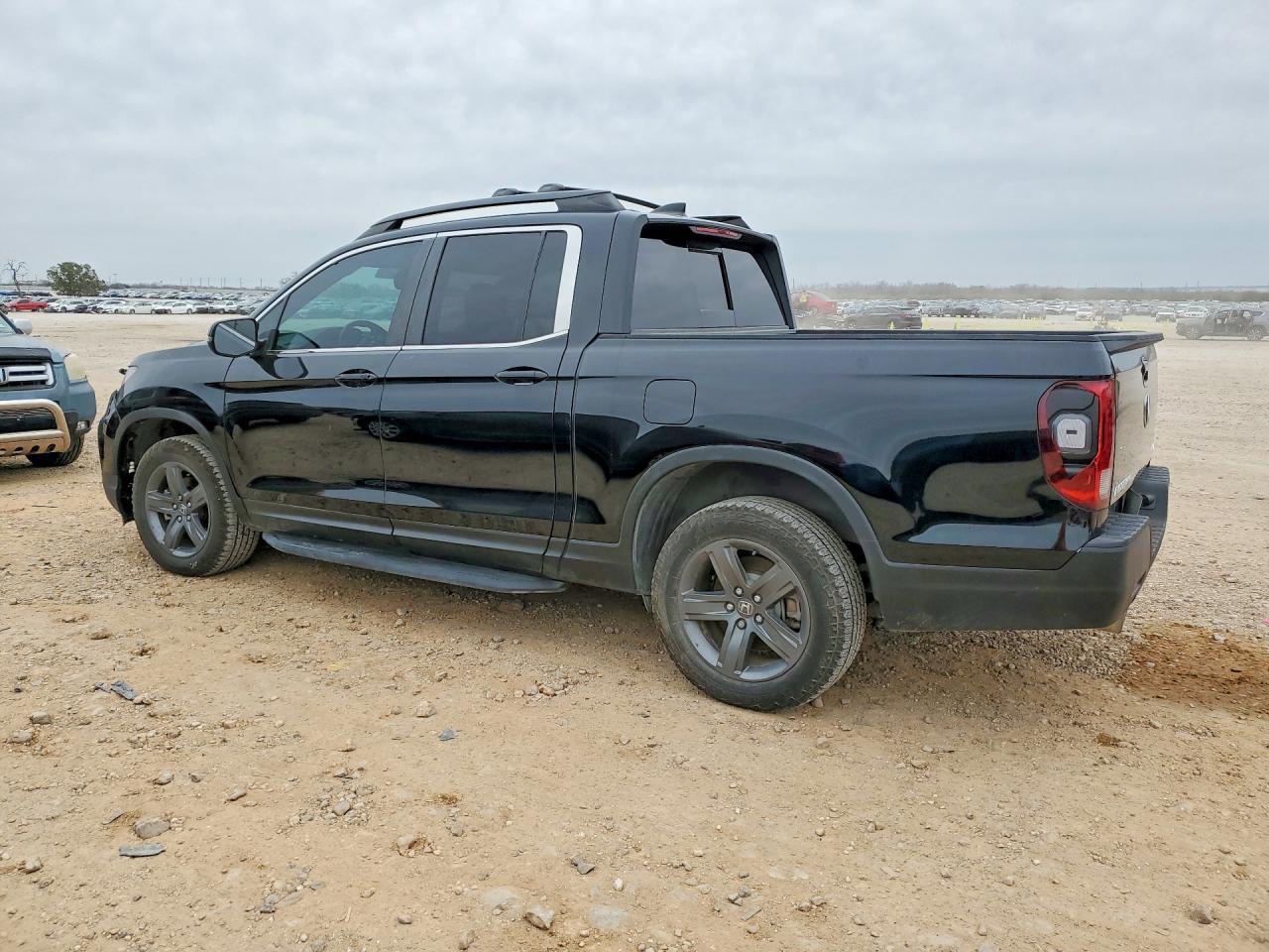 2023 Honda Ridgeline Rtl - Image 2