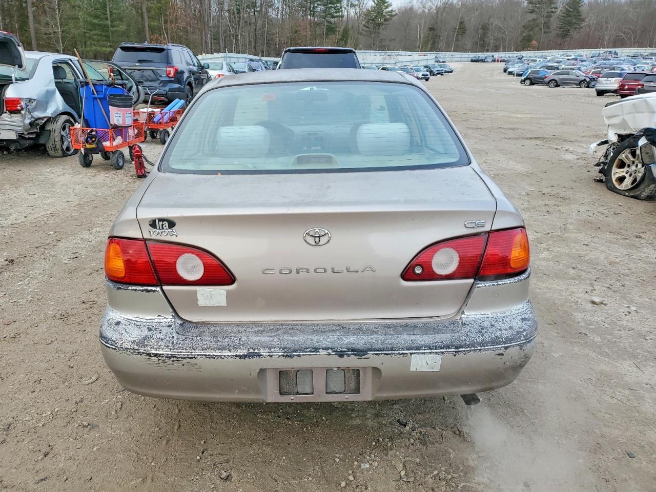 2002 Toyota Corolla Ce - Фото 6