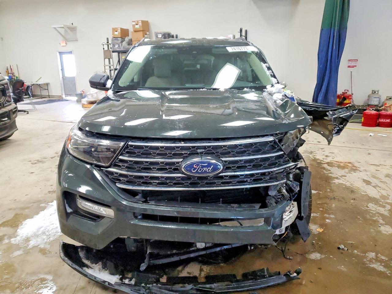 2022 Ford Explorer Xlt - Фото 5