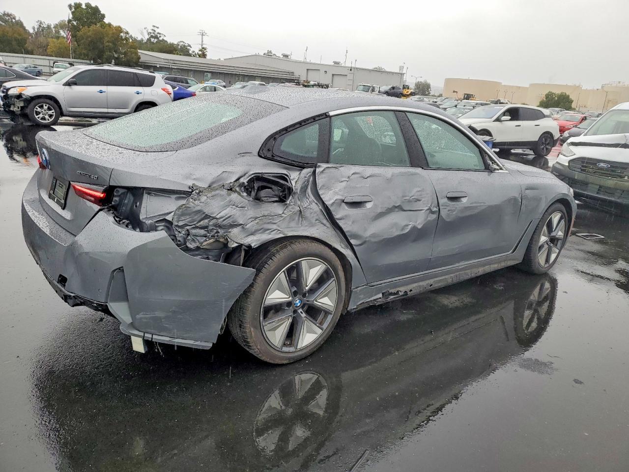 2025 BMW I4 Edrive 40 - Image 3