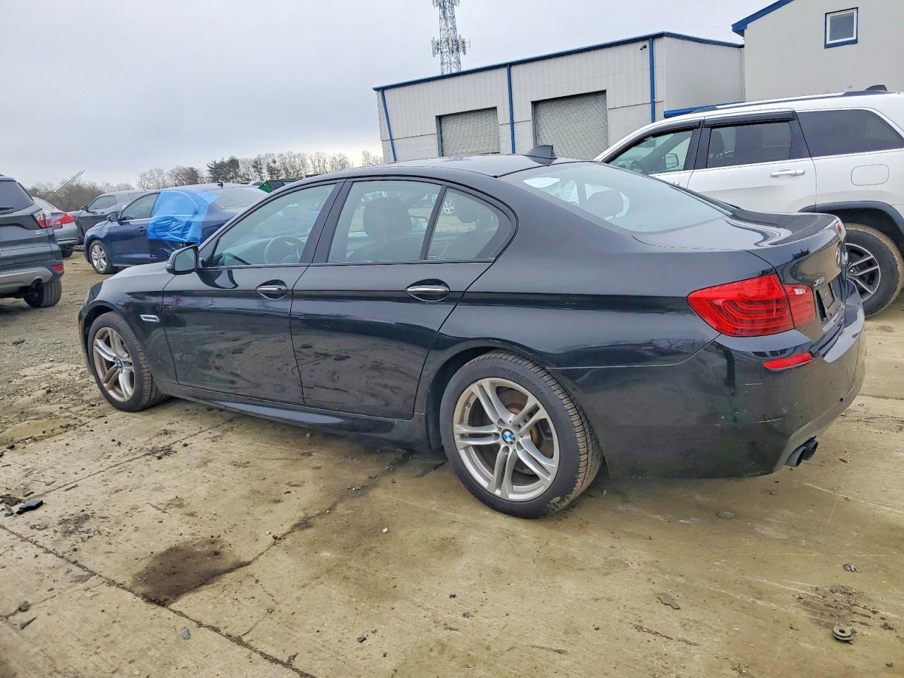 2016 BMW 528 Xi - Image 2