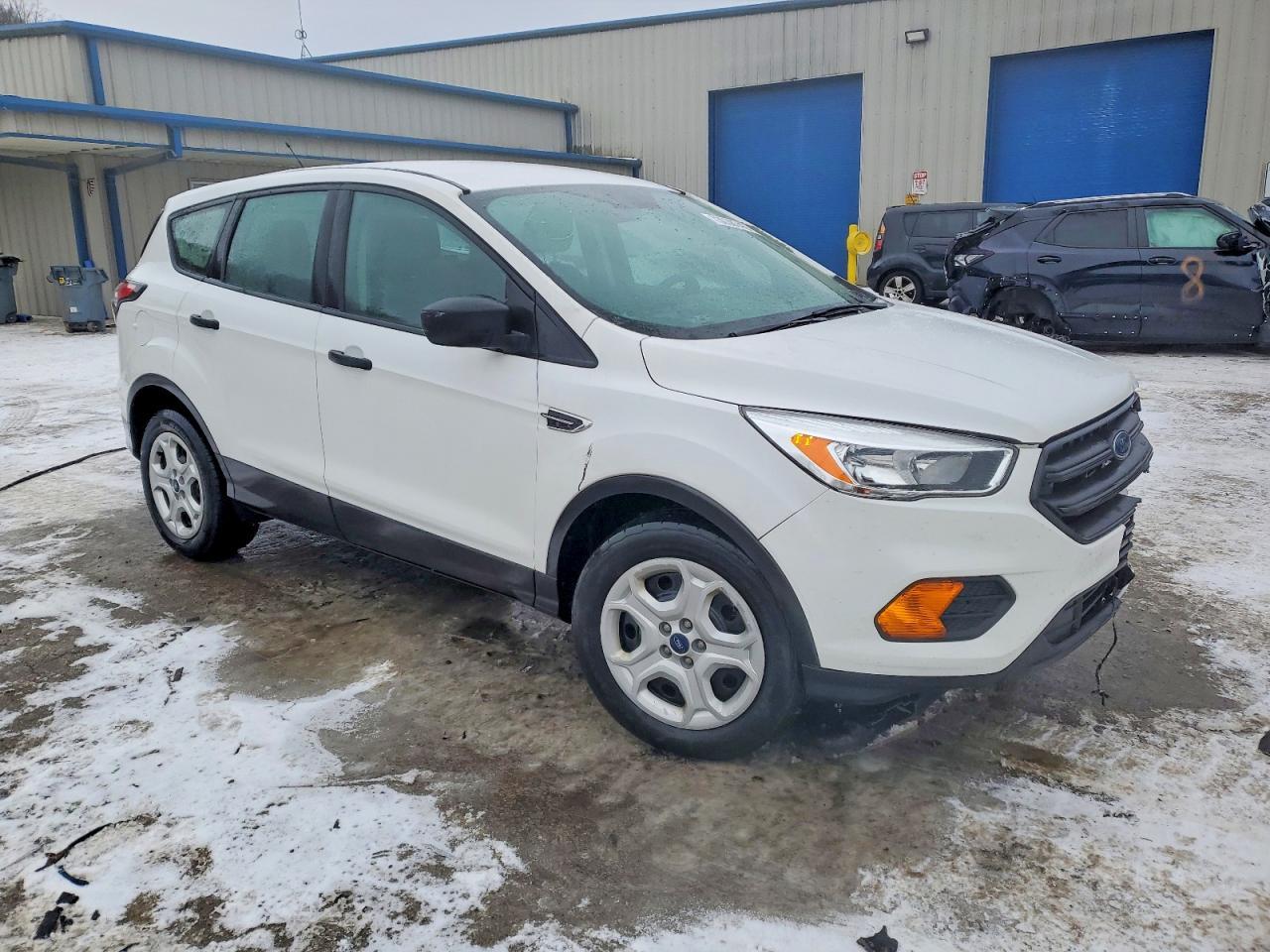 2017 Ford Escape S - Image 4