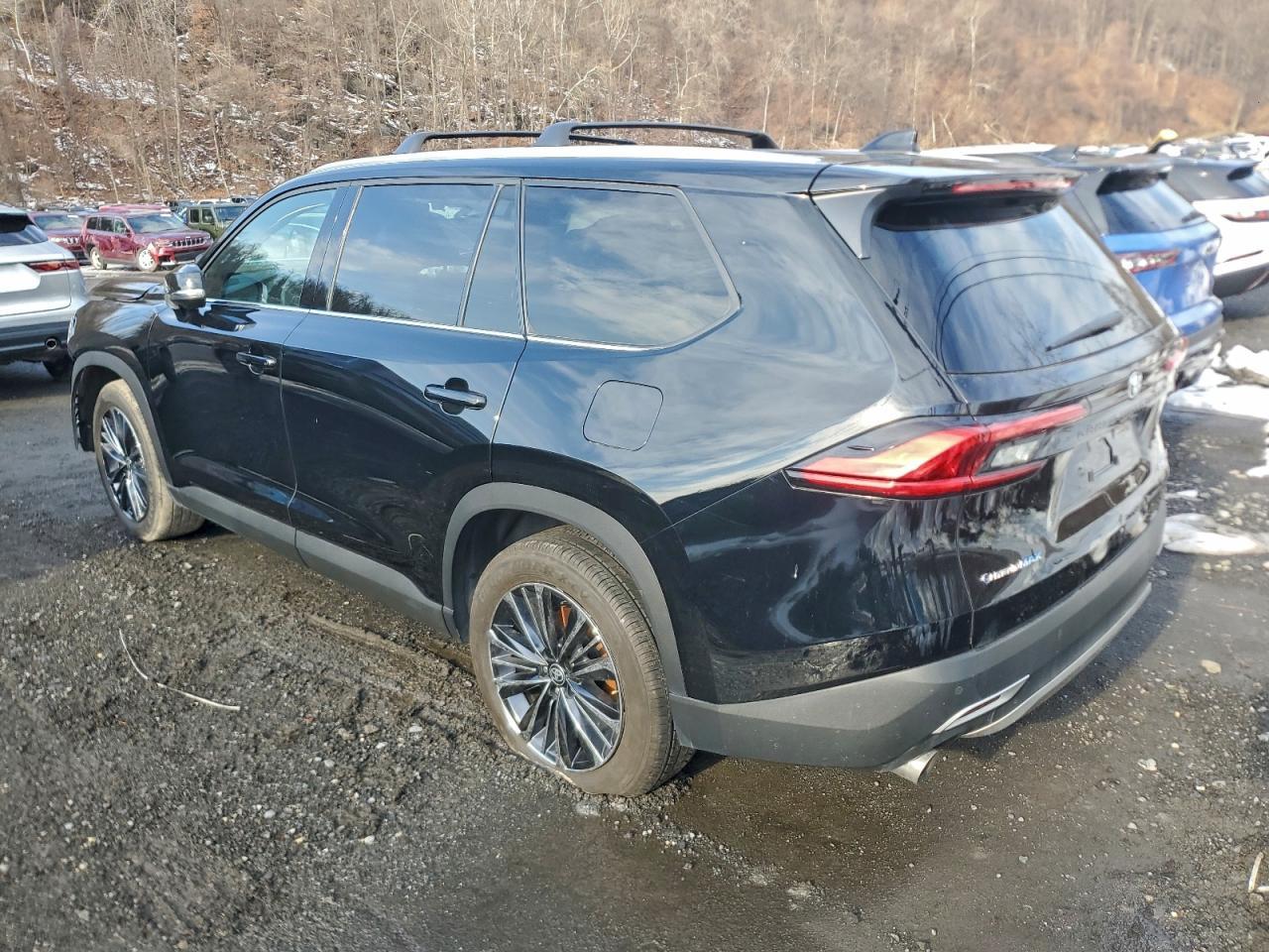 2024 Toyota Grand Highlander Limited - Фото 2