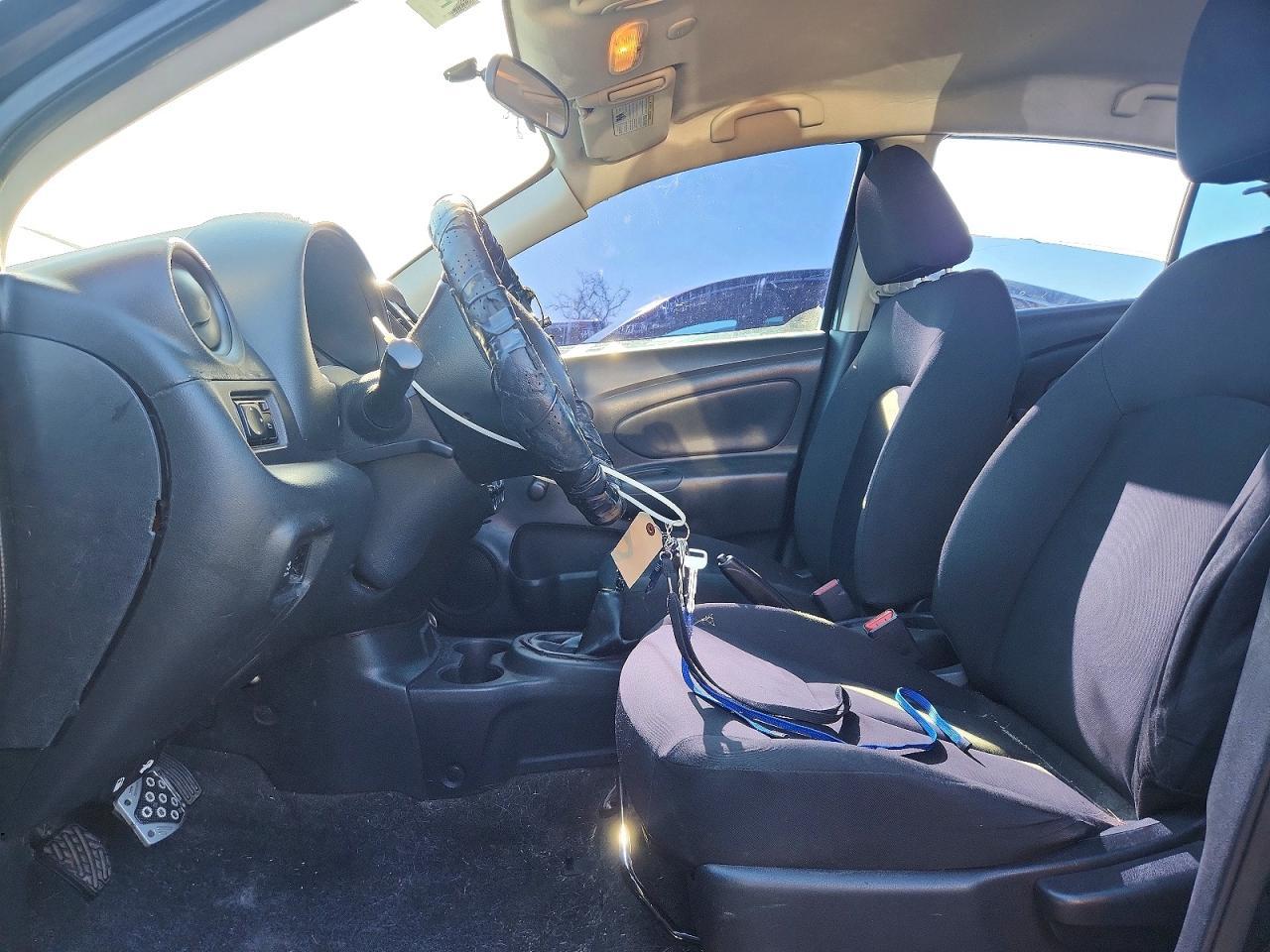 2018 Nissan Versa S - Image 7