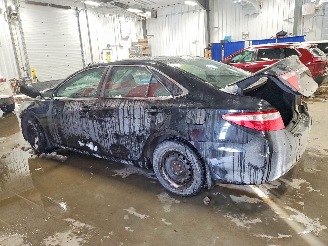 2015 Toyota Camry Le - Image 2