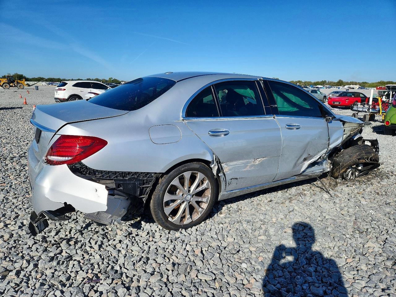 2017 Mercedes-Benz E 300 - Фото 3