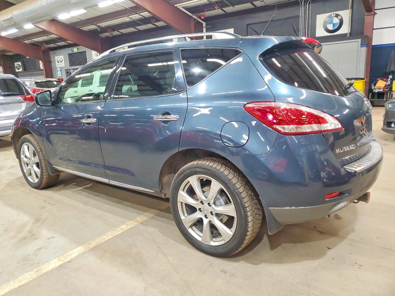 2014 Nissan Murano S - Фото 2