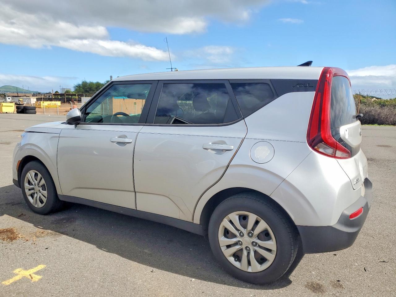 2020 Kia Soul Lx - Image 2