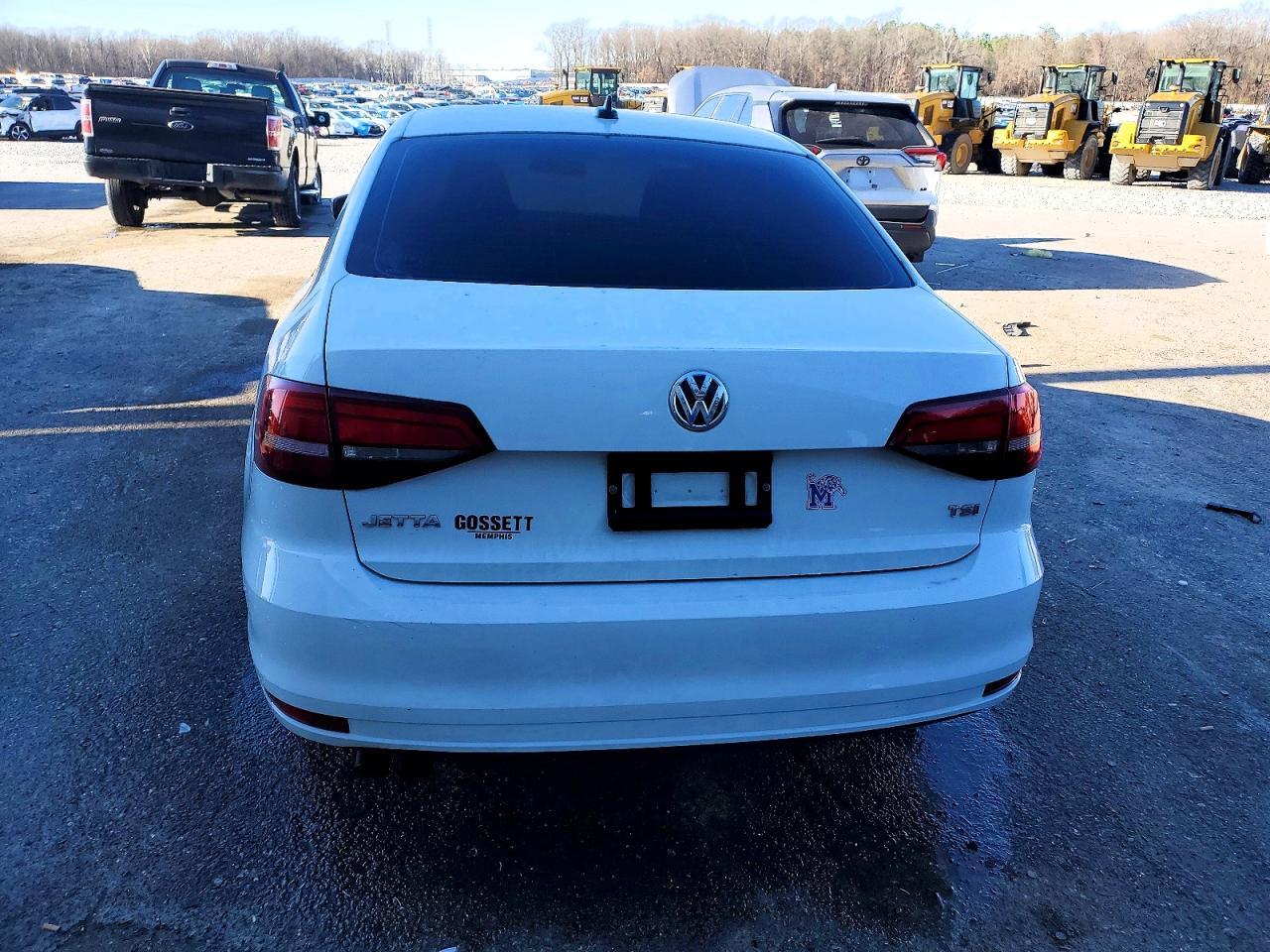 2016 Volkswagen Jetta S - Image 6