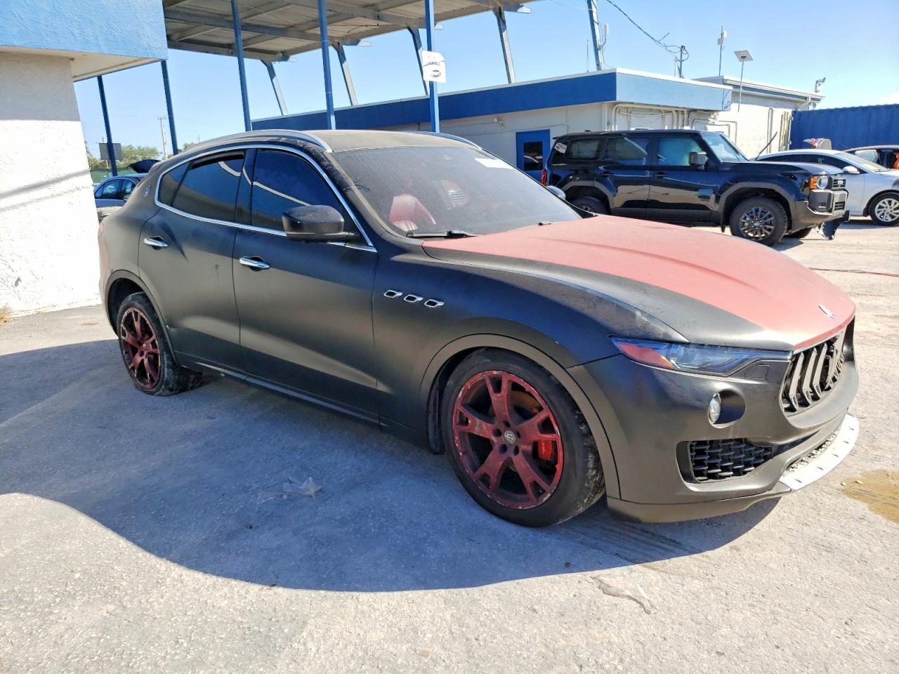 2017 Maserati Levante Luxury - Фото 4