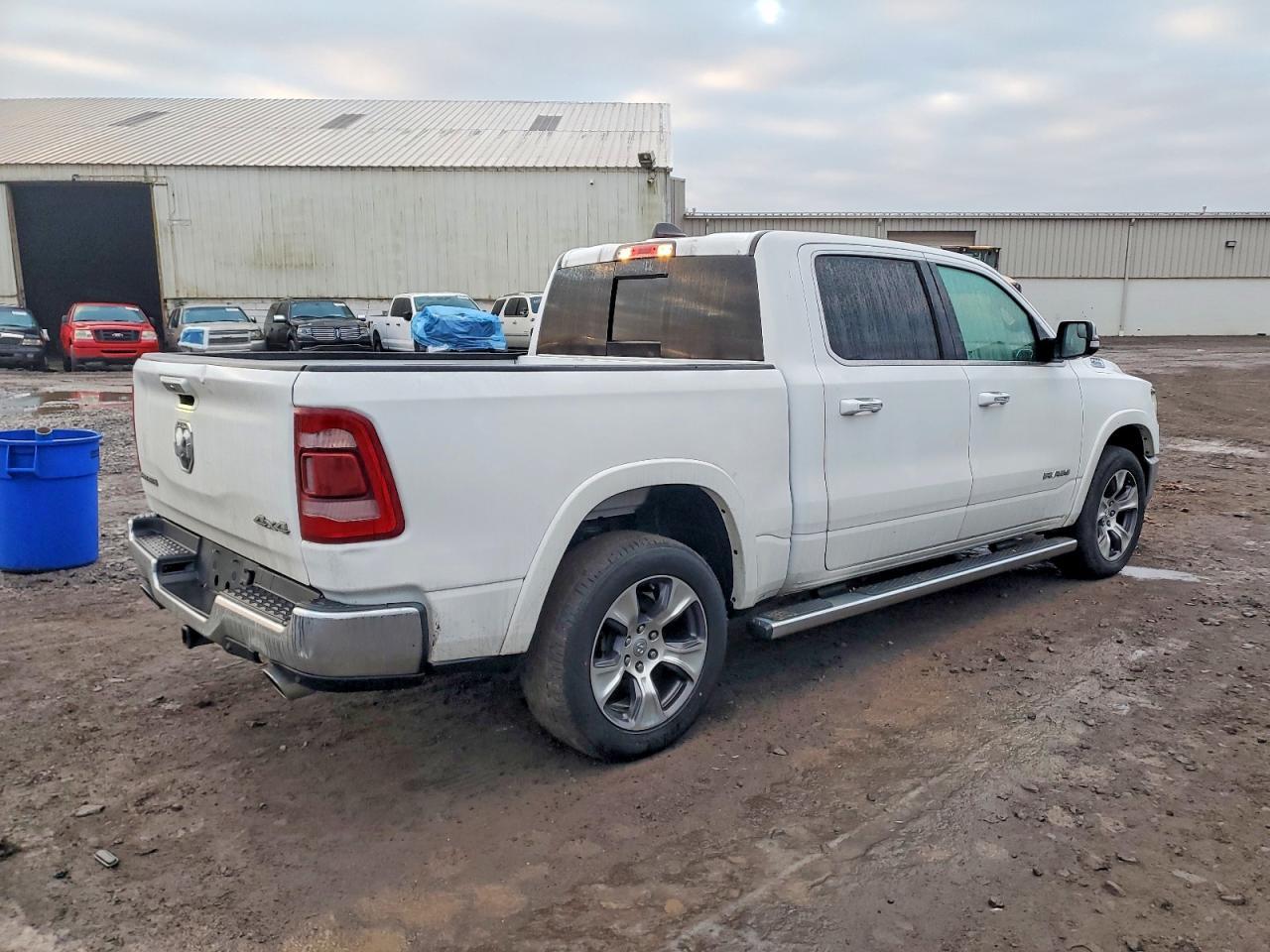 2022 Ram 1500 Laramie - Фото 3
