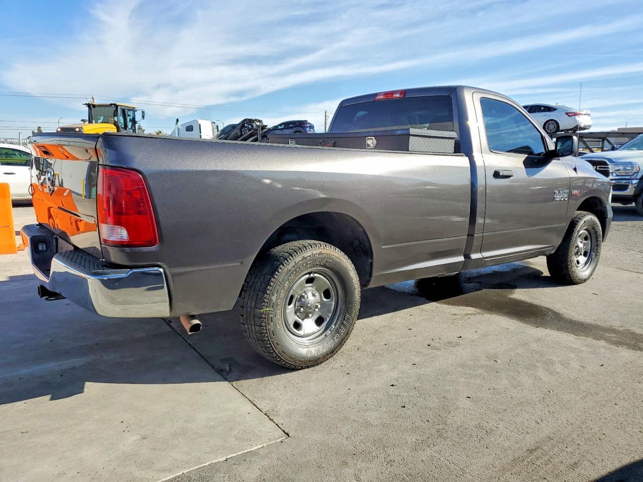 2016 Ram 1500 St - Image 3