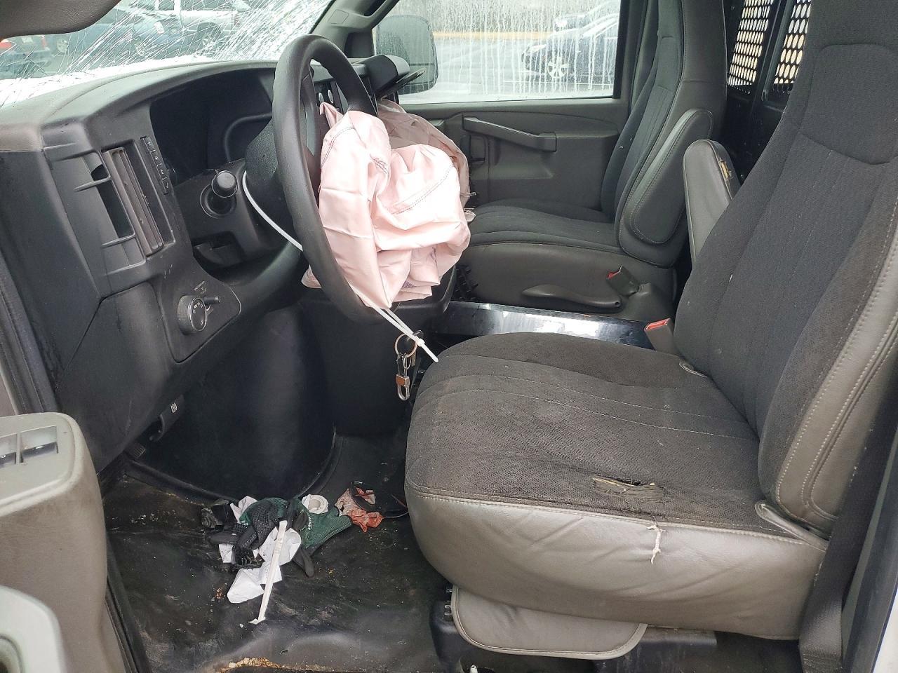 2018 Chevrolet Express 2500 Utility / Service Van - Фото 7