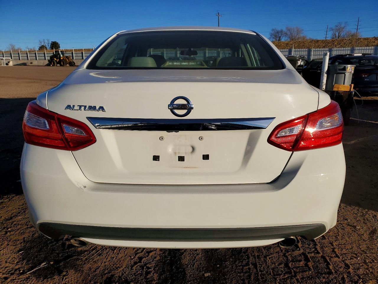2016 Nissan Altima 2.5 - Фото 6