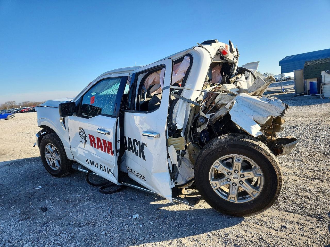 2023 Ford F150 Supercrew - Фото 2