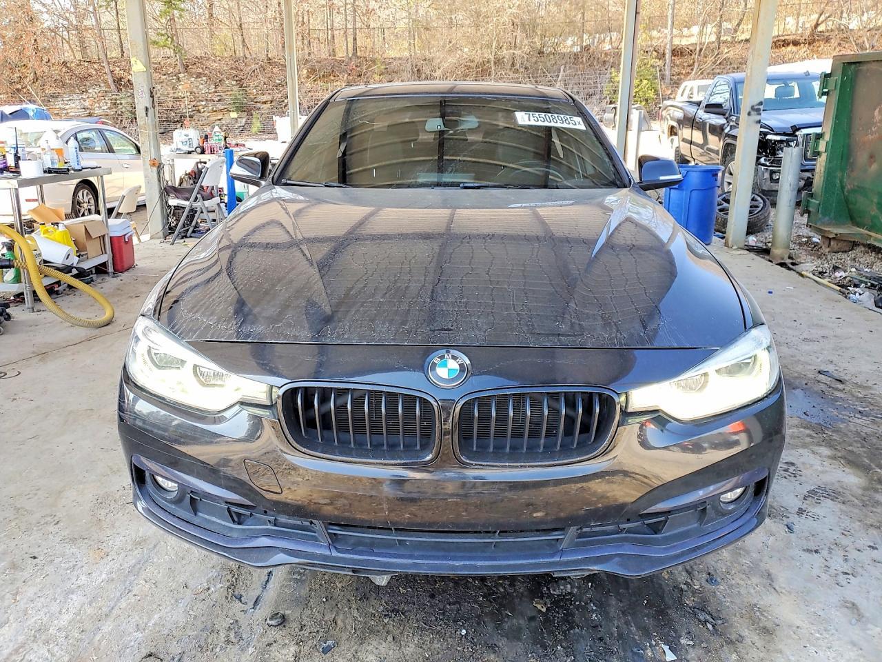2018 BMW 330 I - Image 5