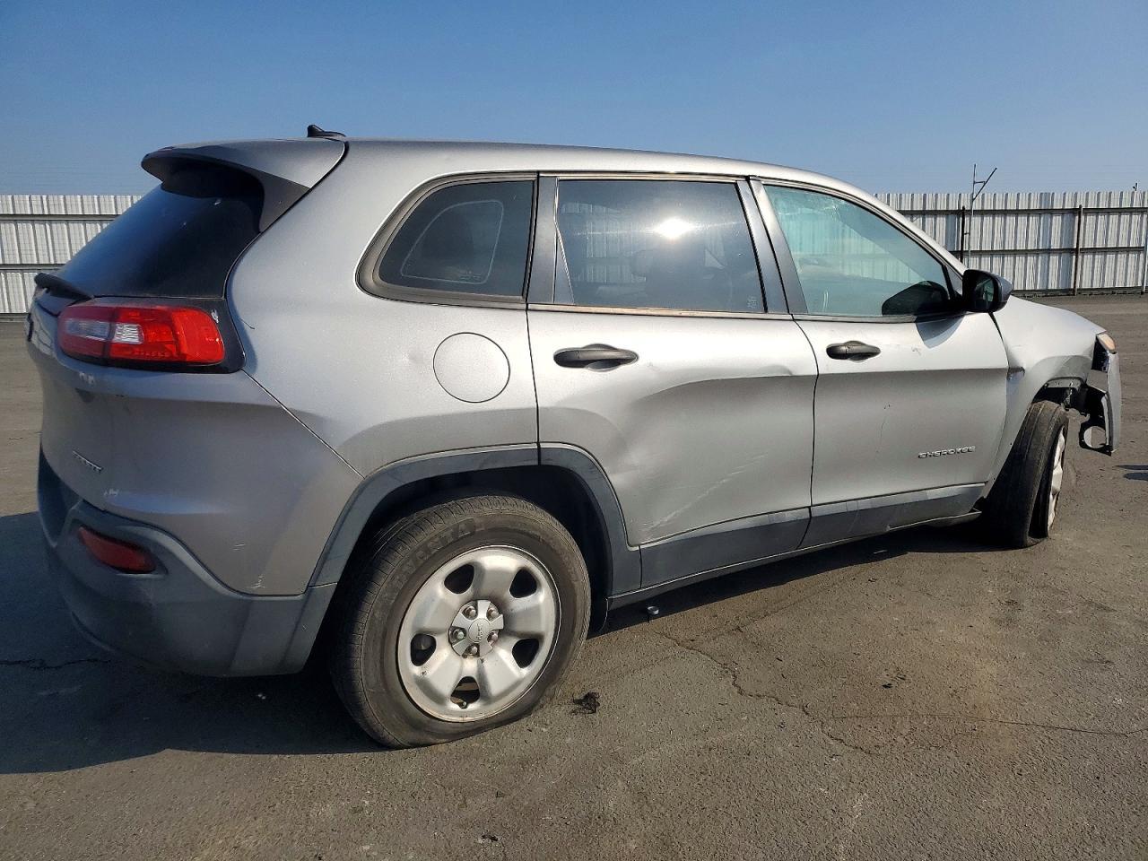 2017 Jeep Cherokee Sport - Image 3