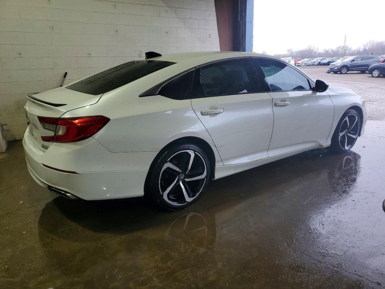 2022 Honda Accord Sport Se - Фото 3