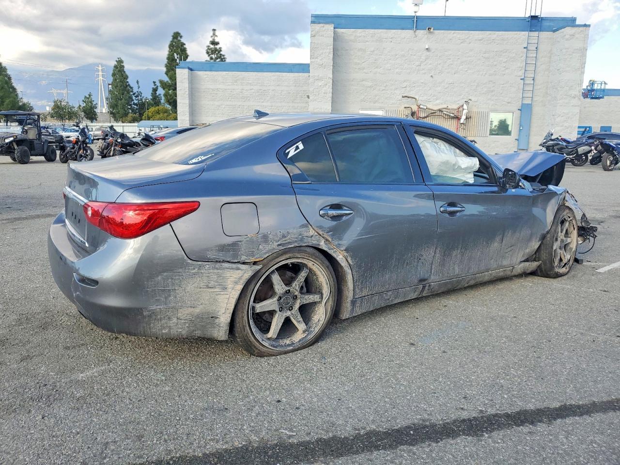 2014 Infiniti Q50 Base - Image 3