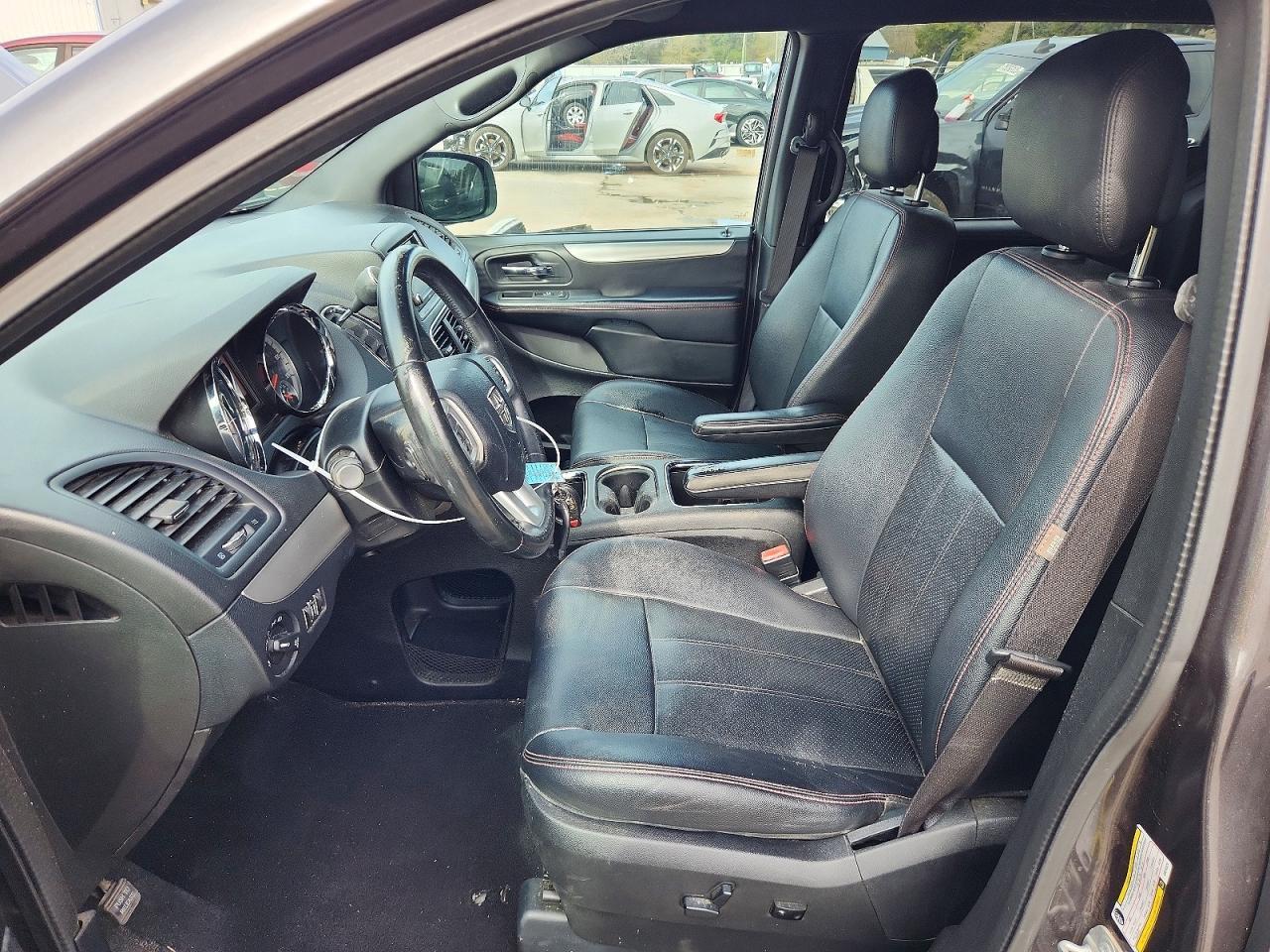 2016 Dodge Grand Caravan R - Фото 7