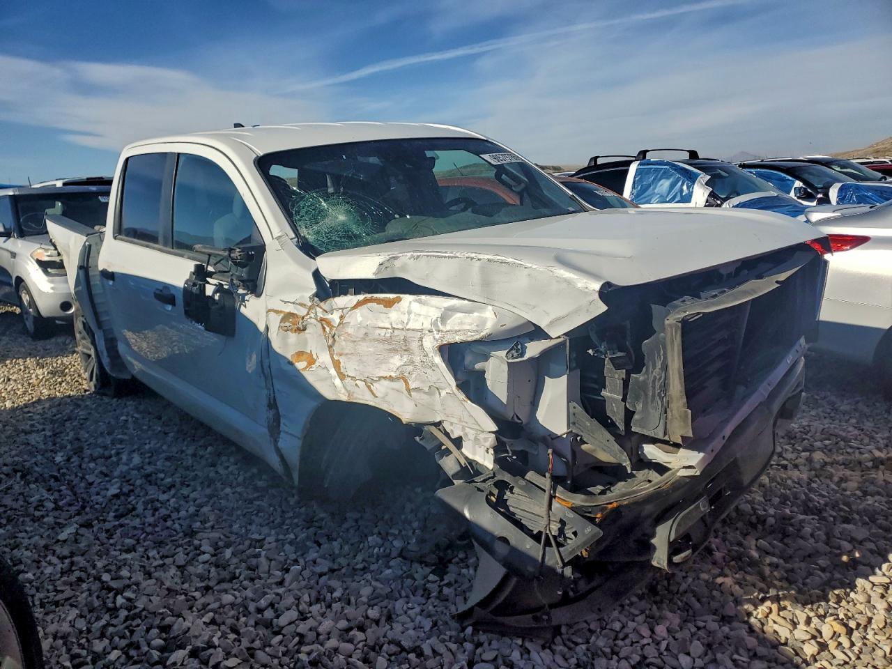 2023 Nissan Titan Sv - Фото 4