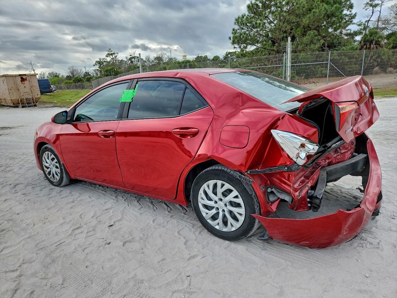 2017 Toyota Corolla L - Фото 2