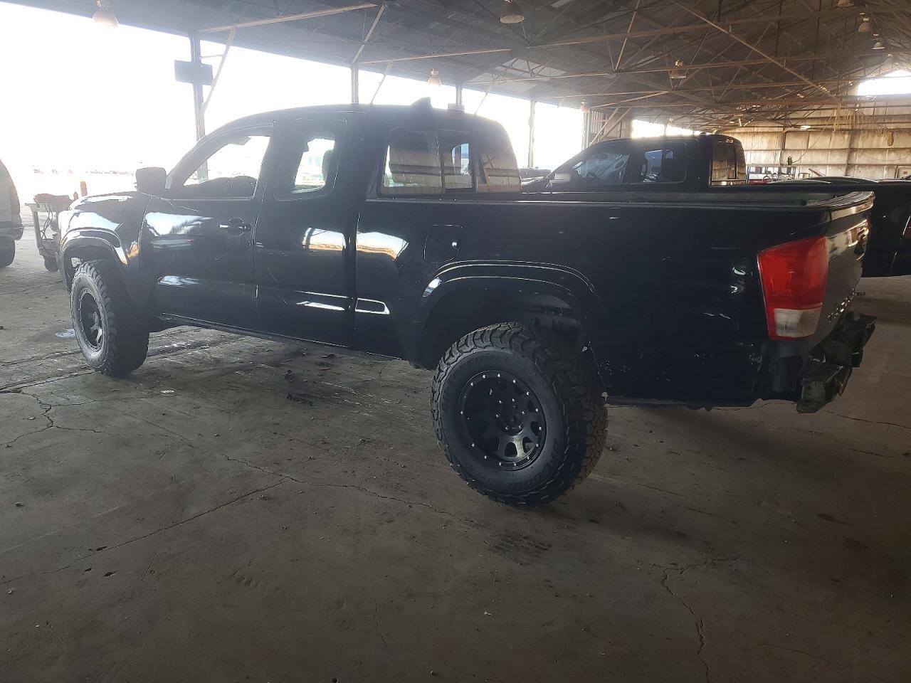 2016 Toyota Tacoma Access Cab - Фото 2
