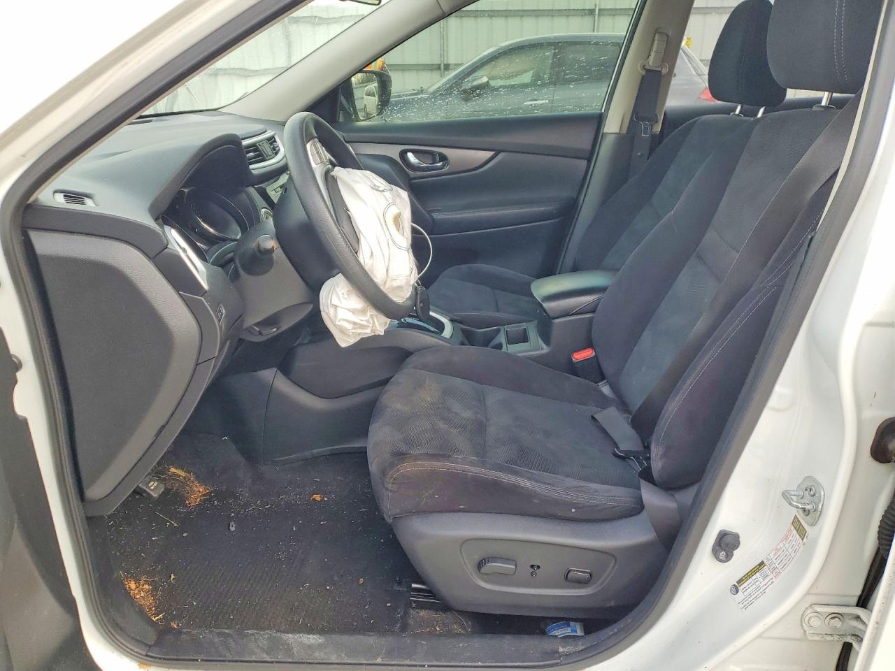 2016 Nissan Rogue S - Image 7