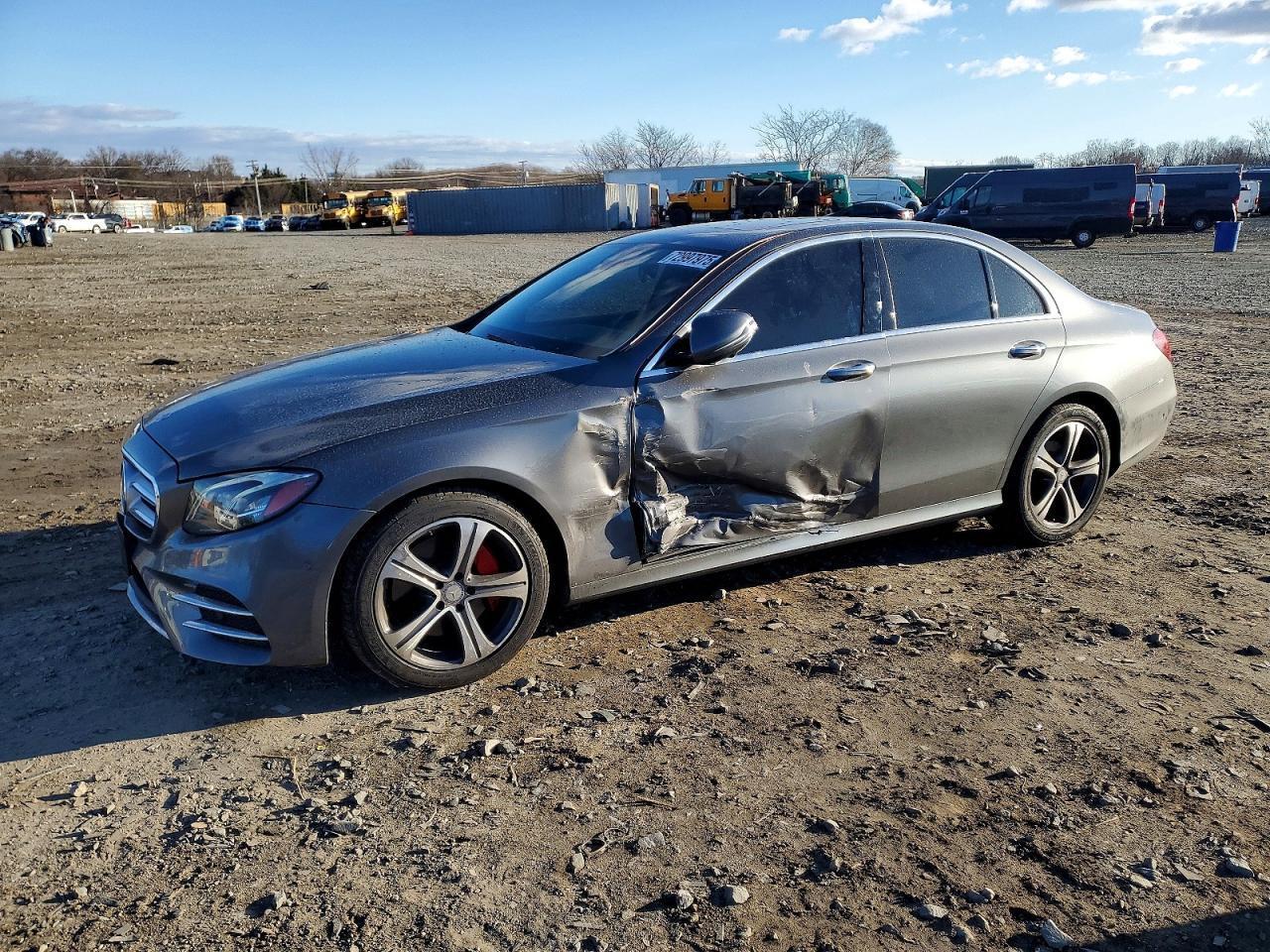 2017 Mercedes-Benz E 300 4Matic